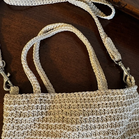 Kathy Ireland Purse Crossbody 7.25"x7.25" W/ Strap Ivory Color Zip Closure VNTG - Picture 6 of 12